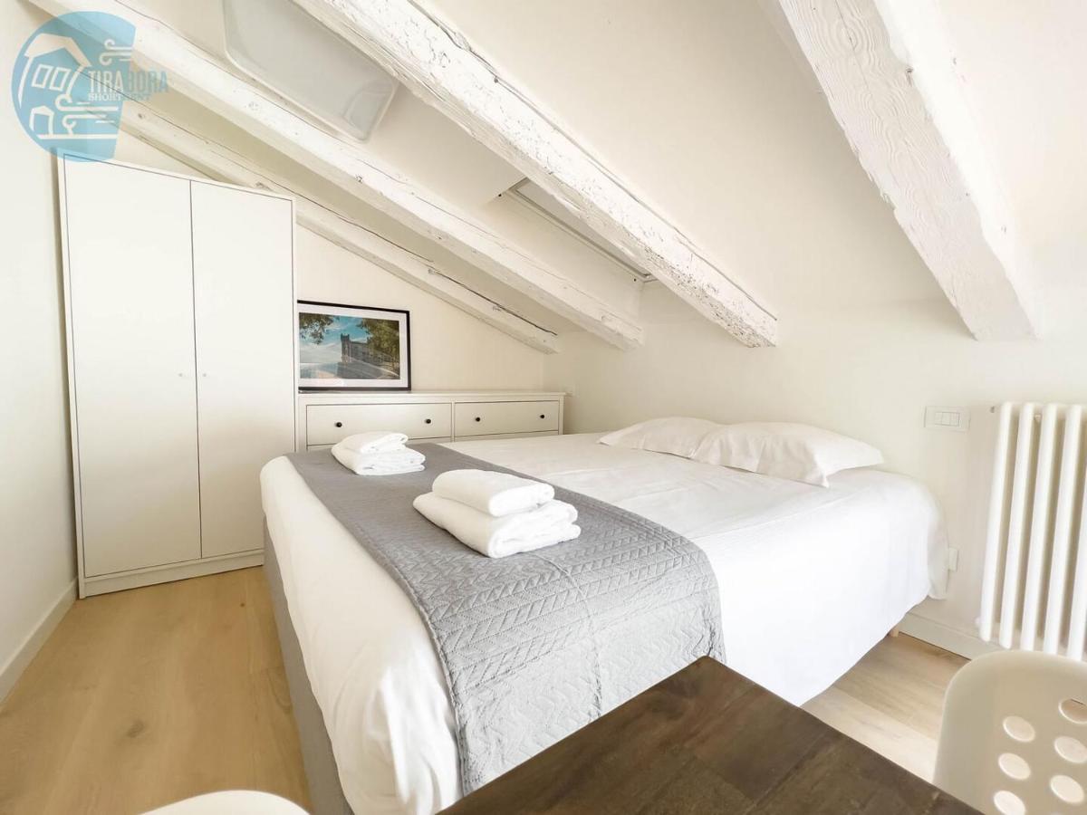 Corridoni 4C Tirabora Short Rent Lägenhet Trieste Exteriör bild