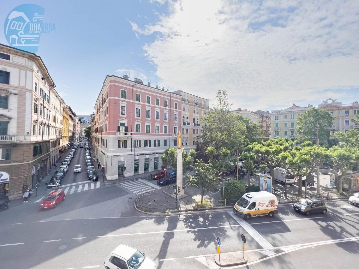 Corridoni 4C Tirabora Short Rent Lägenhet Trieste Exteriör bild
