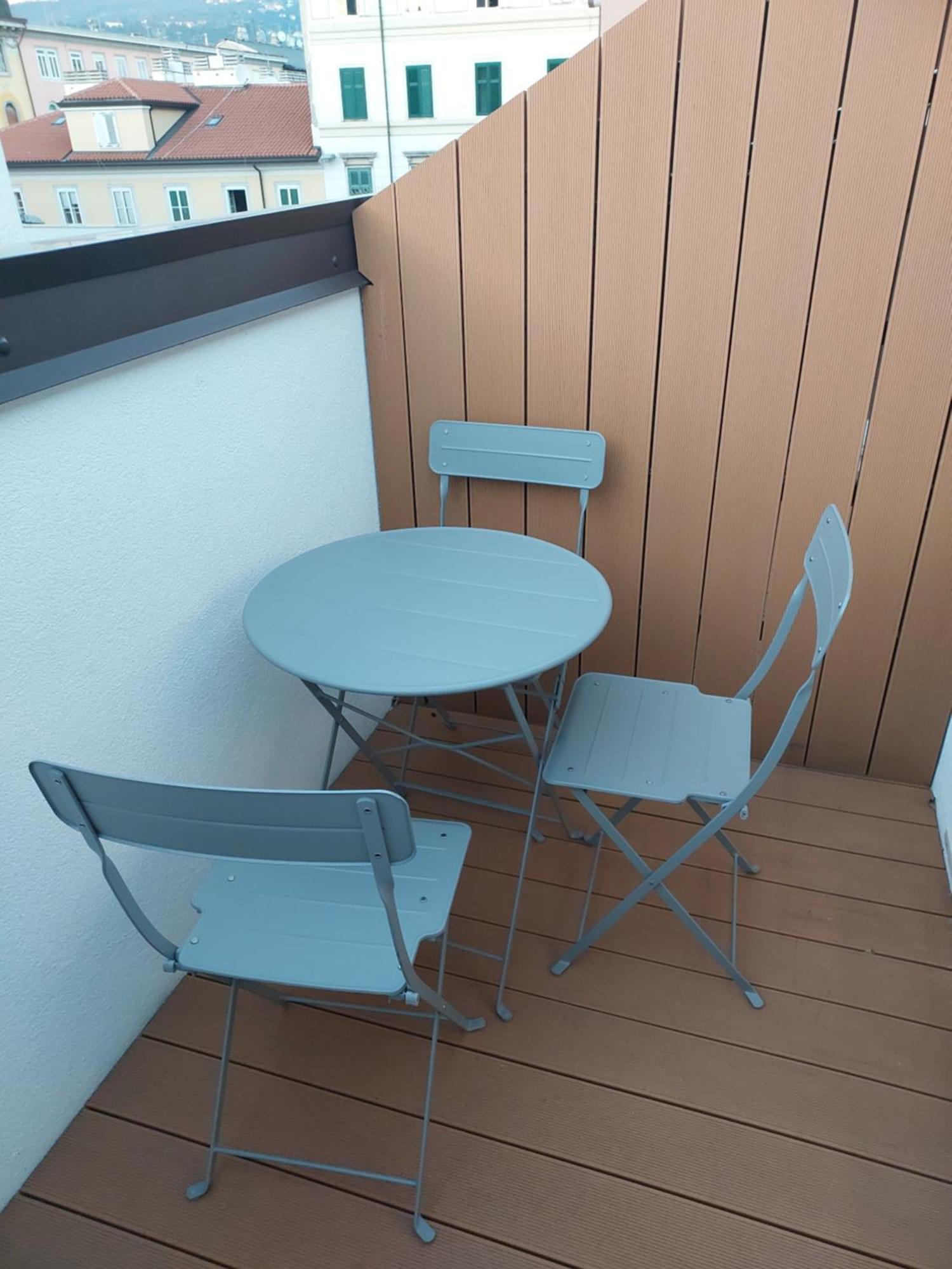 Corridoni 4C Tirabora Short Rent Lägenhet Trieste Exteriör bild